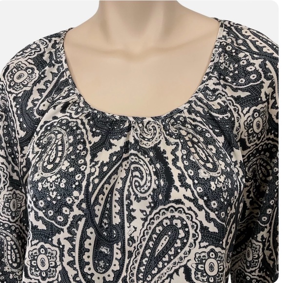 Banana Republic, Paisley silky Lightweight Tunic. Sz M - Picture 2 of 8